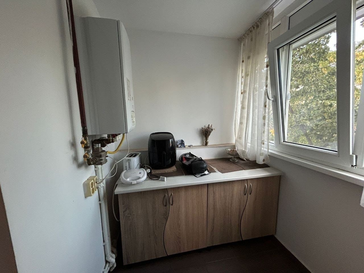 De inchiriat apartament cu 2 camere, General, etaj 1, 400 euro - Poză 5