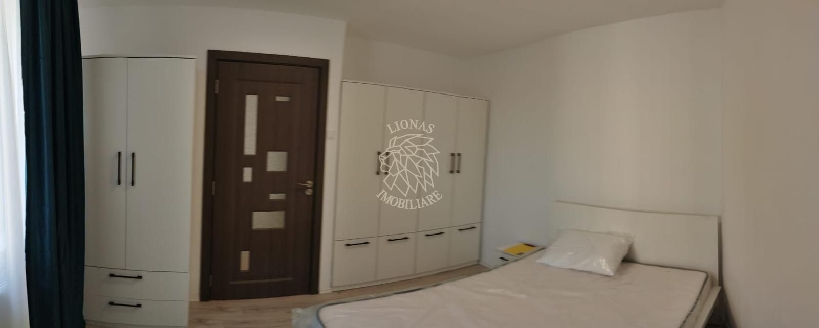 Apartament 4 camere-2 balcoane-etaj 3-renovat complet-Zona A. Muresanu - Poză 3