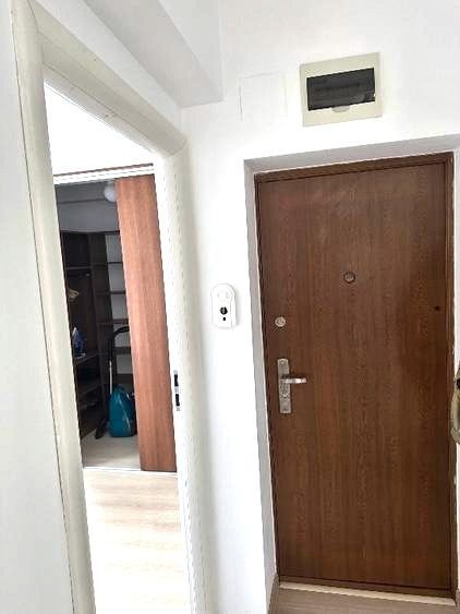🏡 Închiriez Apartament cu 2 camere, centrală proprie, zonă liniștită - Poză 5