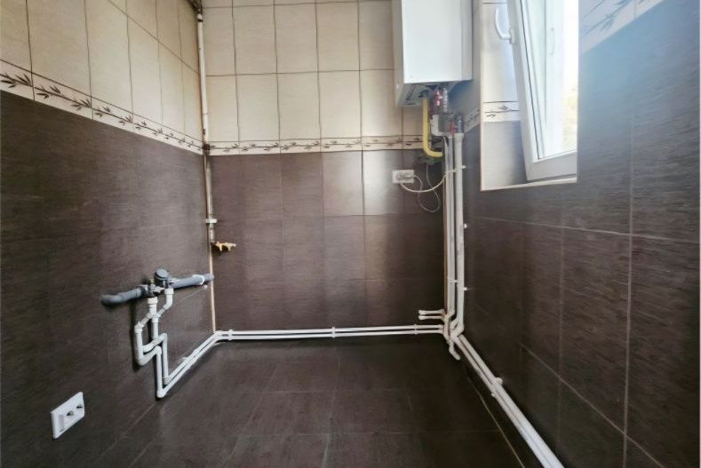apartament 3 camere Mall Vitan renovat centrala proprie, metrou - Poză 4