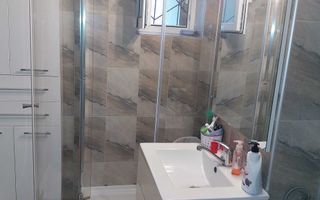 De vânzare apartament cu 2 camere, zona Răcădau - Brașov - Poză 7