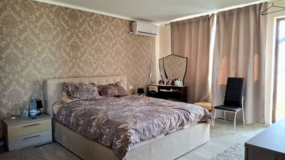 Casa P+1E, cu 5 camere, Strejnicu - Poză 12