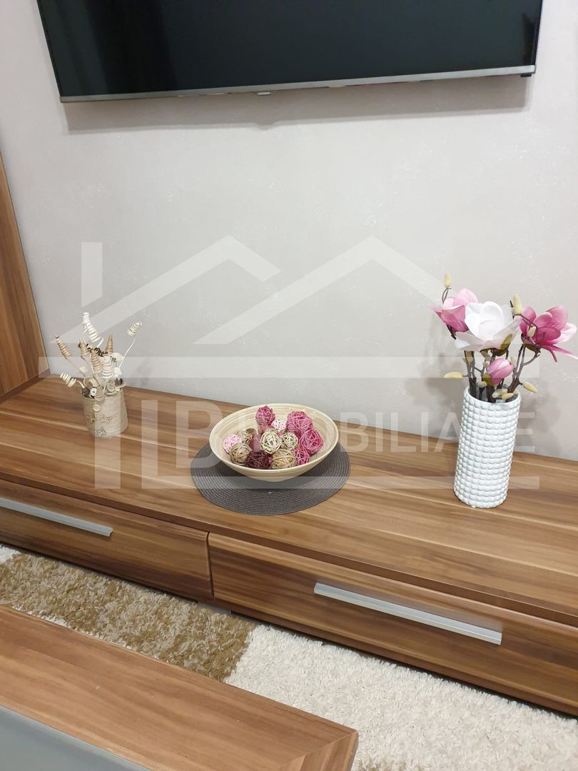 Apartament cu 2 camere, 60mp, decomandat, zona Poli 2 - Poză 6