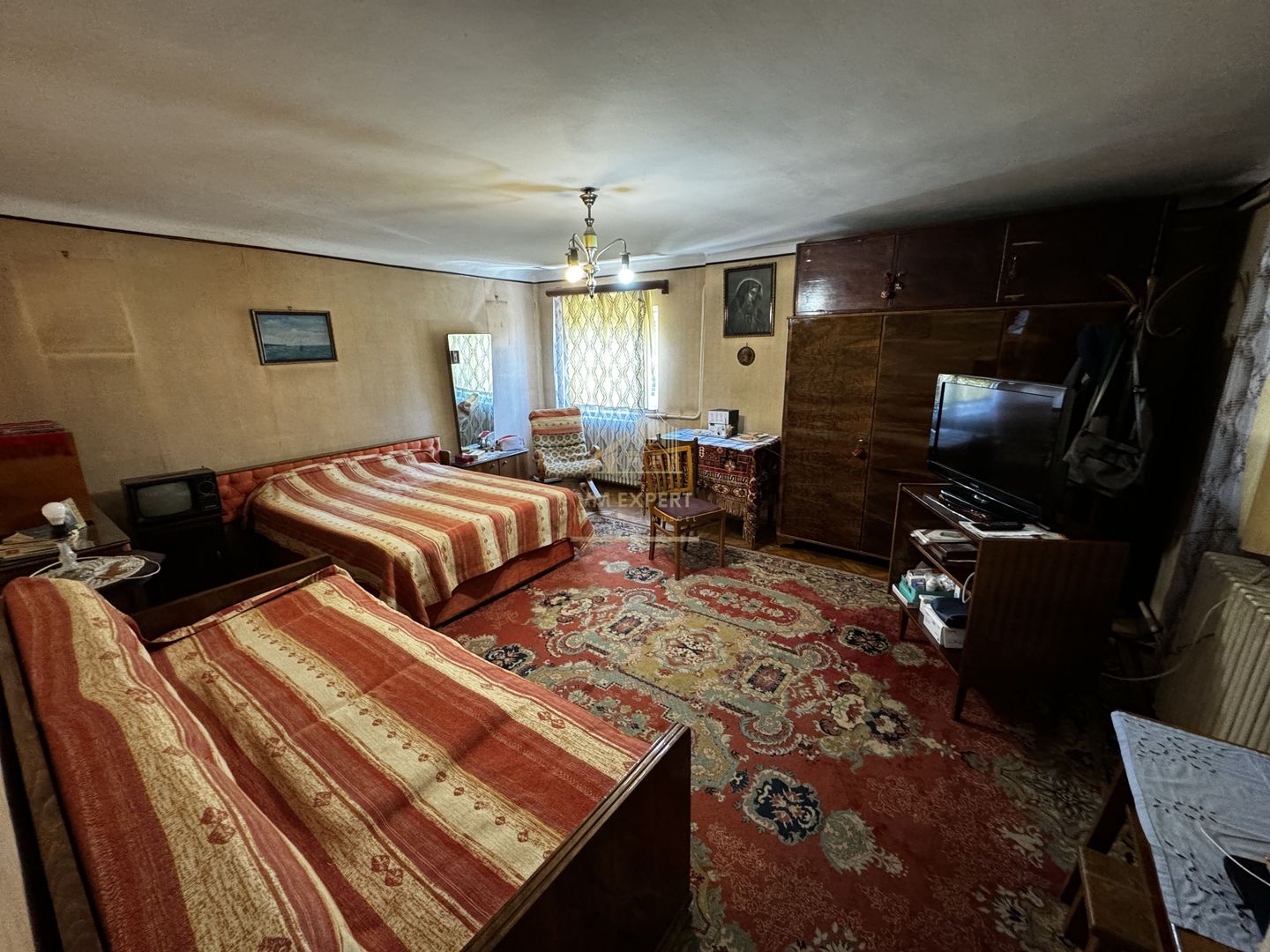 CASA 4 CAMERE CAMPULUNG, TEREN 3213 MP - Poză 7