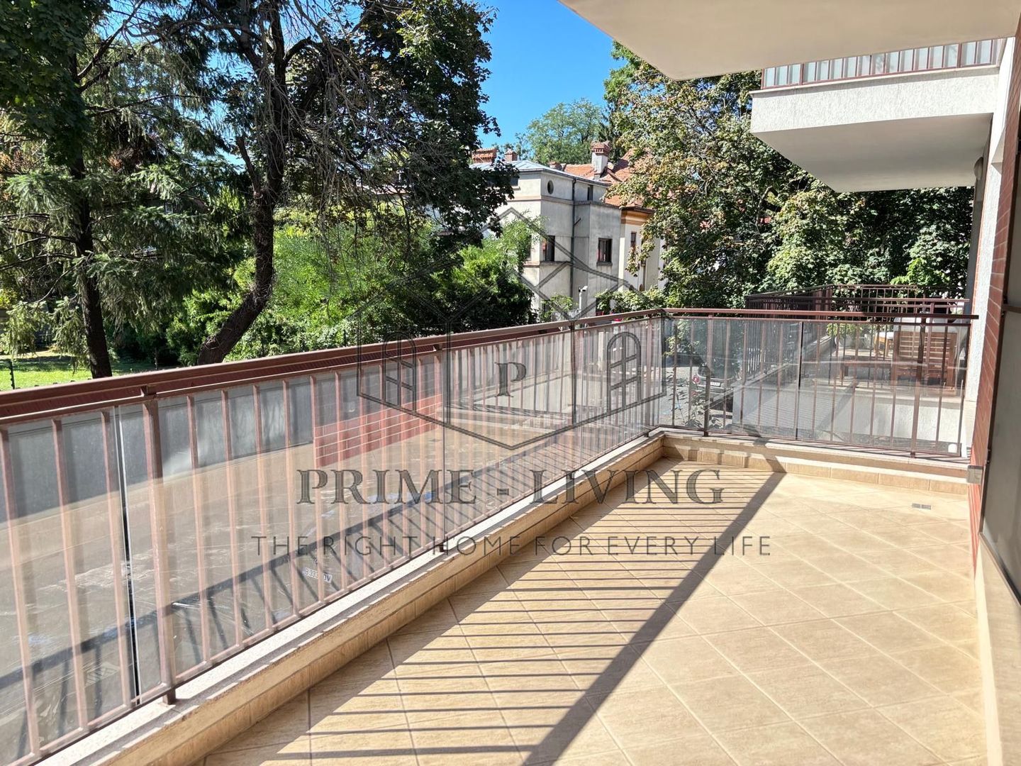 LUXURIOUS  4-ROOM APARTMENT FOR RENT NEAR KISELEFF PARK - Poză 7
