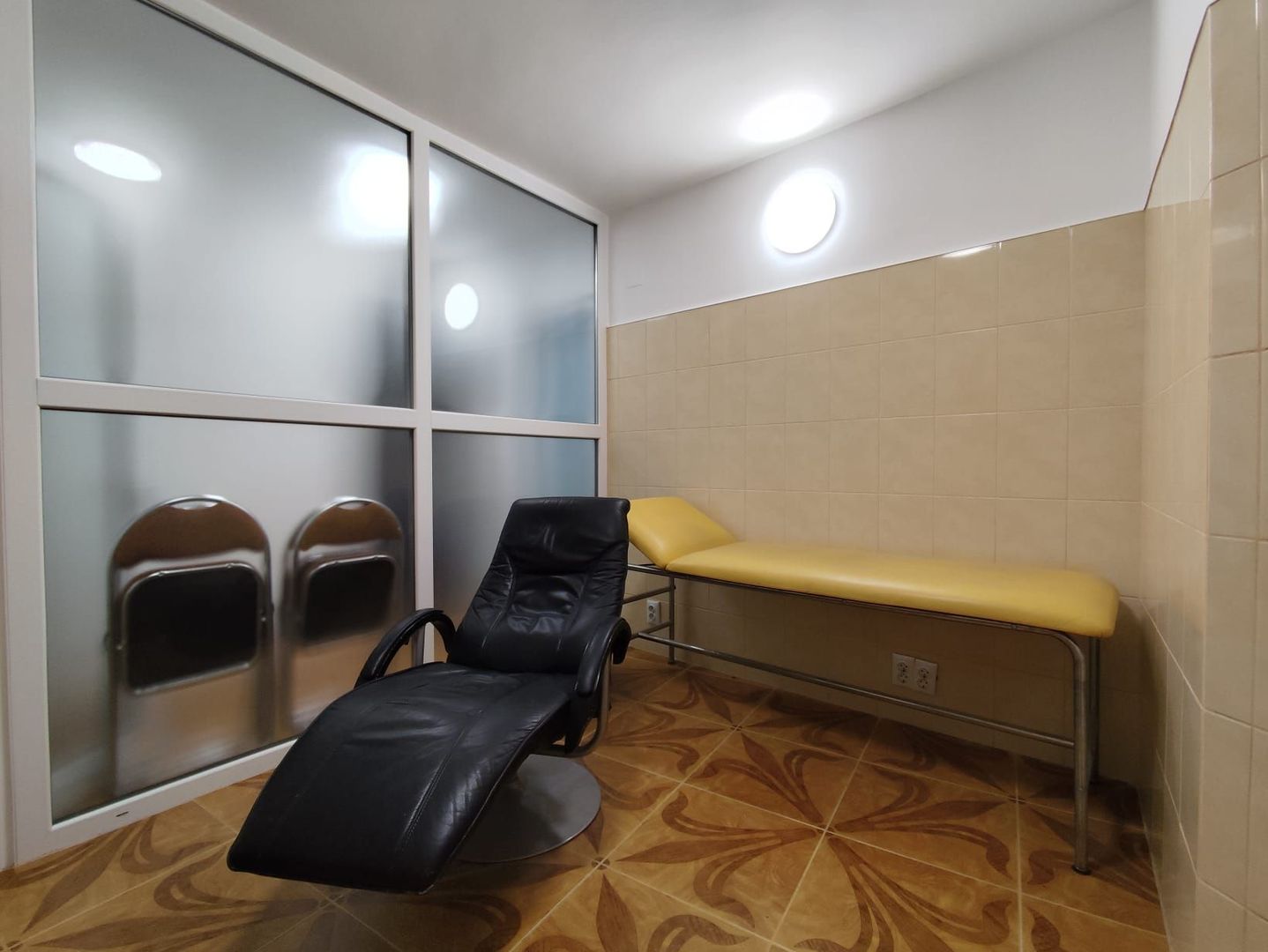 Cabinet stomatologic, echipat, modern, zona Lacu Rosu, Oradea, VANZARE - Poză 6