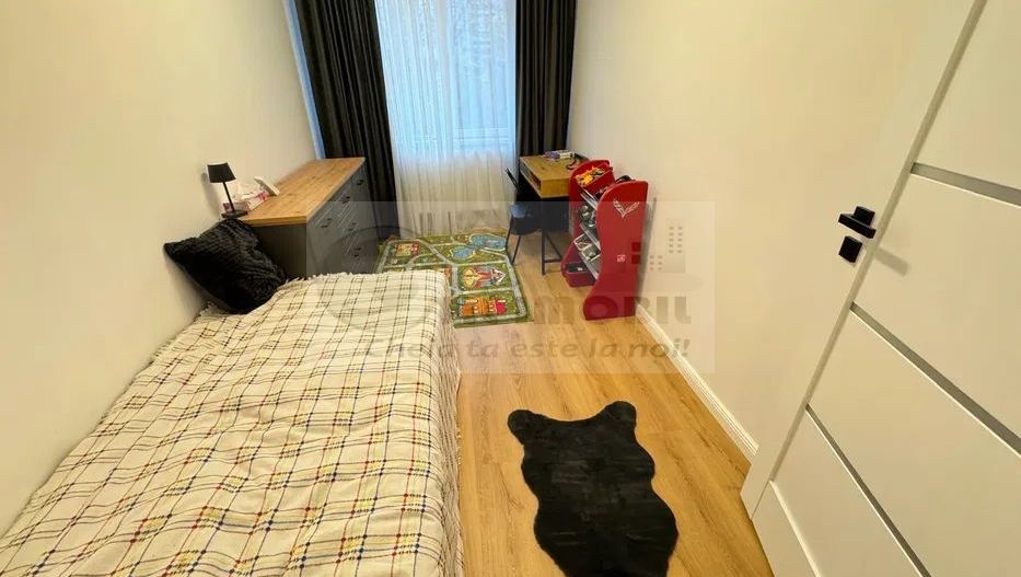 Ap 3 camere, renovat PREMIUM, 2 terase + 2 locuri de parcare- Podu Ros - Poză 4