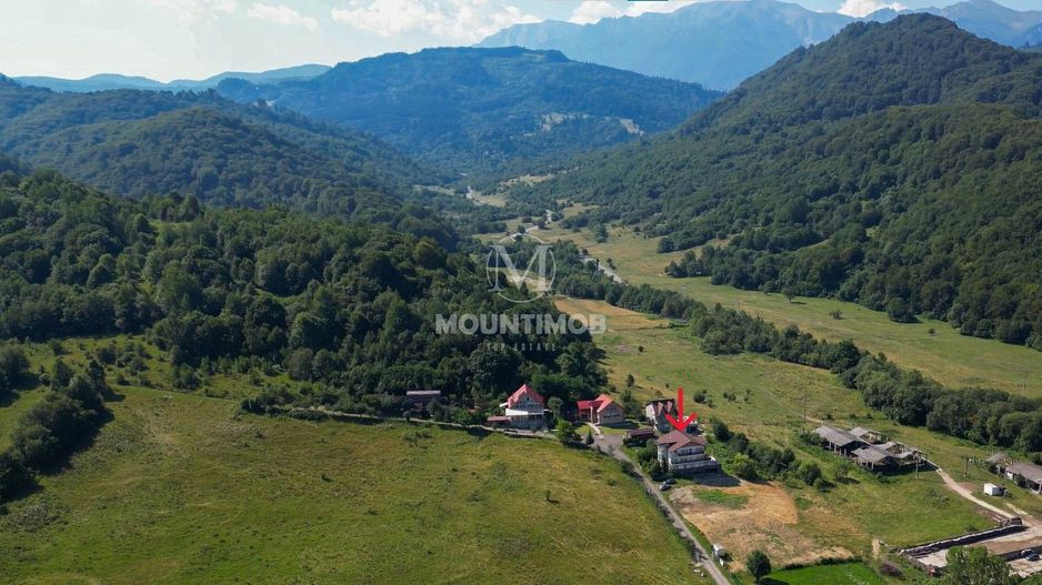 Vila moderna, 13 camere cu potential comercial în Rasnov - Poză 2