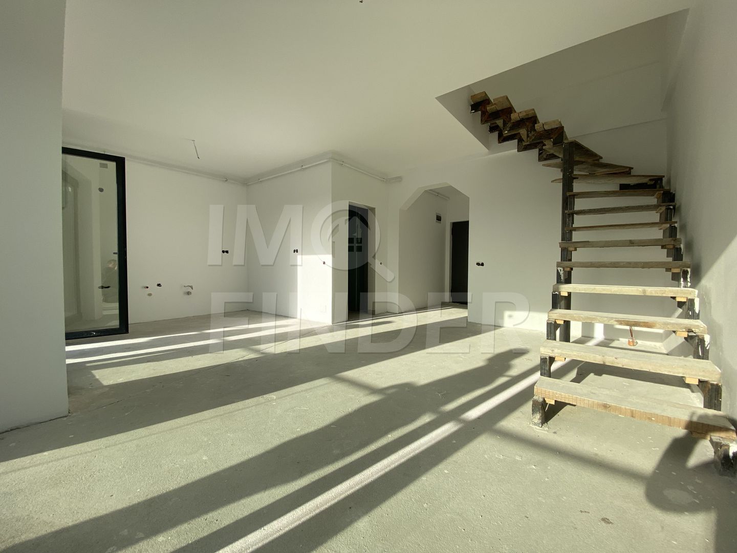 Vanzare Penthouse, etajul 8+9 cu CF, cartier Buna Ziua - Poză 1