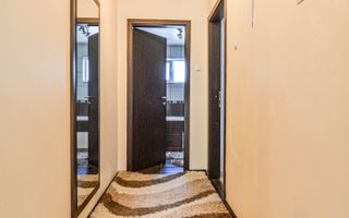 Apartament cu 3 camere + loc de parcare in Floresti, zona Teilor - Poză 13