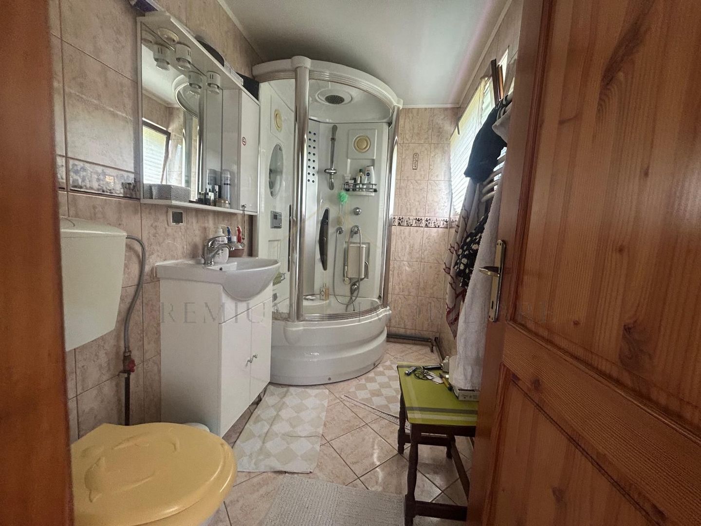 Casa/Pensiune de vanzare Slanic-Moldova Reducere pret luna Iulie - Poză 28