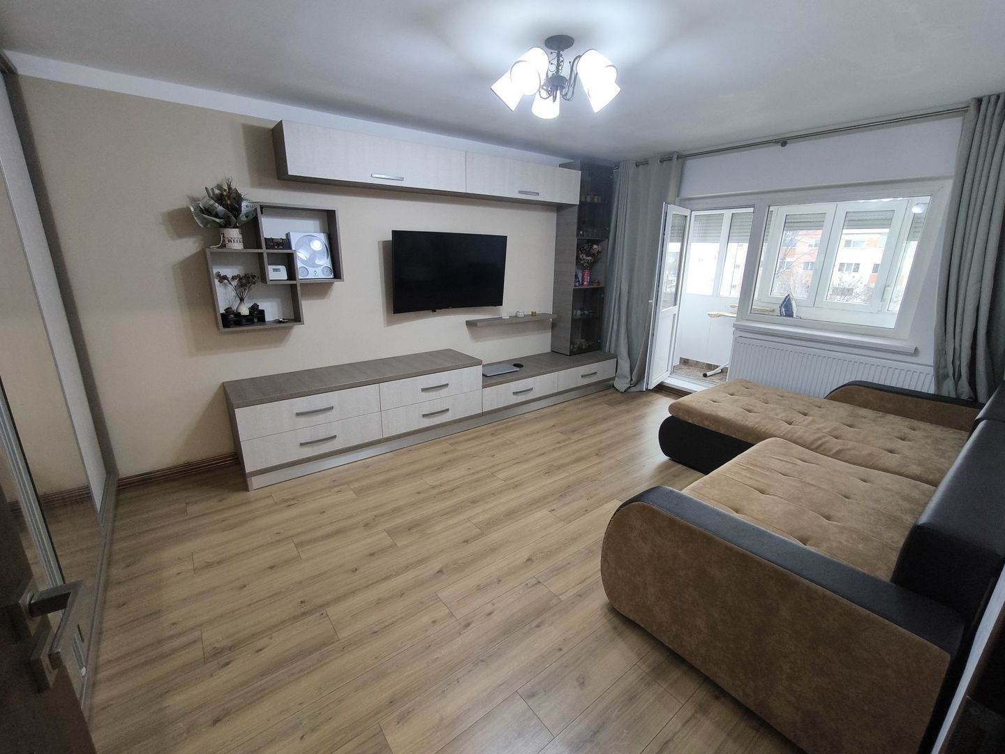 Apartament 3 camere Decomandat Rovine, etaj 4/4, str. Maramures - Poză 3