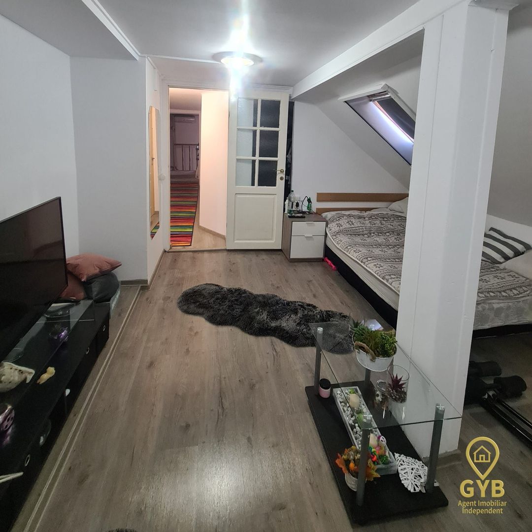 Casă cu 5 camere,  S+P+Mansarda-zona centrală Oradea(Strada Primariei) - Poză 15