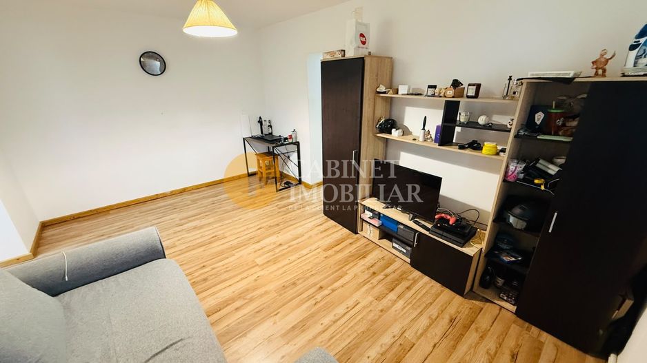 3 camere în Podu Roș – La Bulevard - Etaj 1 - 62 mp - Poză 2
