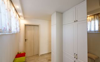 Vânzare, apartament cu 2 camere în zona Drumul Taberei - Poză 10