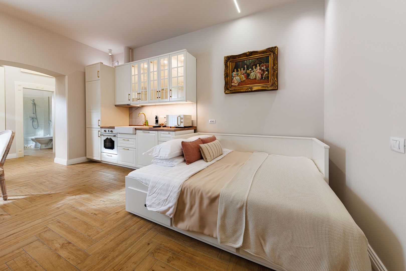 Apartament premium în cladire istorică - Poză 4