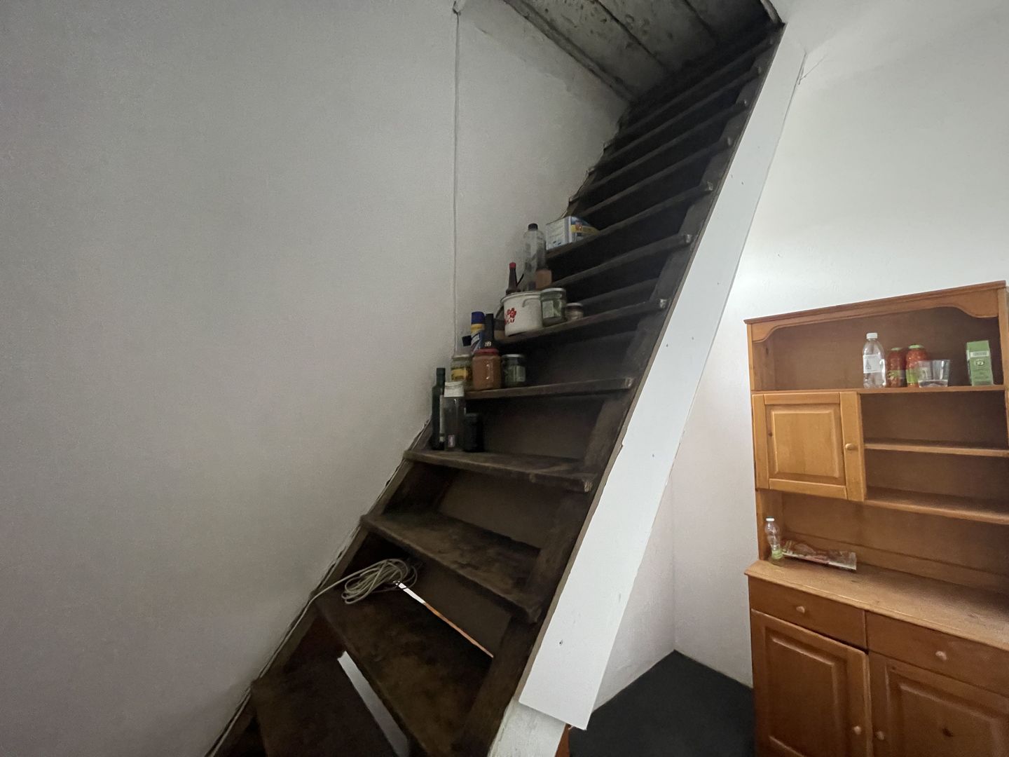 Casa de vanzare cu teren 572 mp si front generos 21 ml - Poză 18