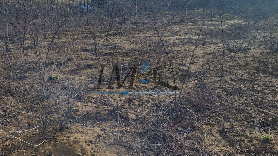 TEREN INTRAVILAN IN PIANU DE JOS - Poză 2