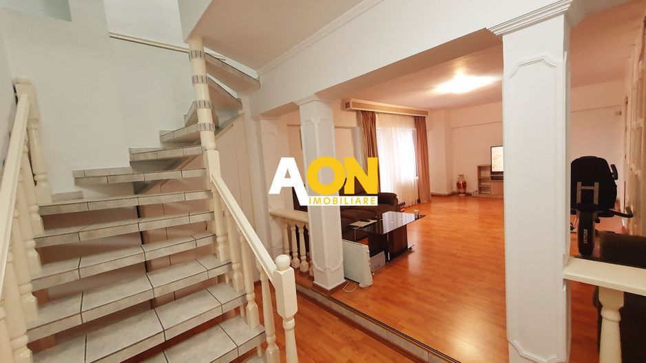Apartament 4 camere, 97 mp utili, mobilat, utilat, et. 3, ultracentral - Poză 1