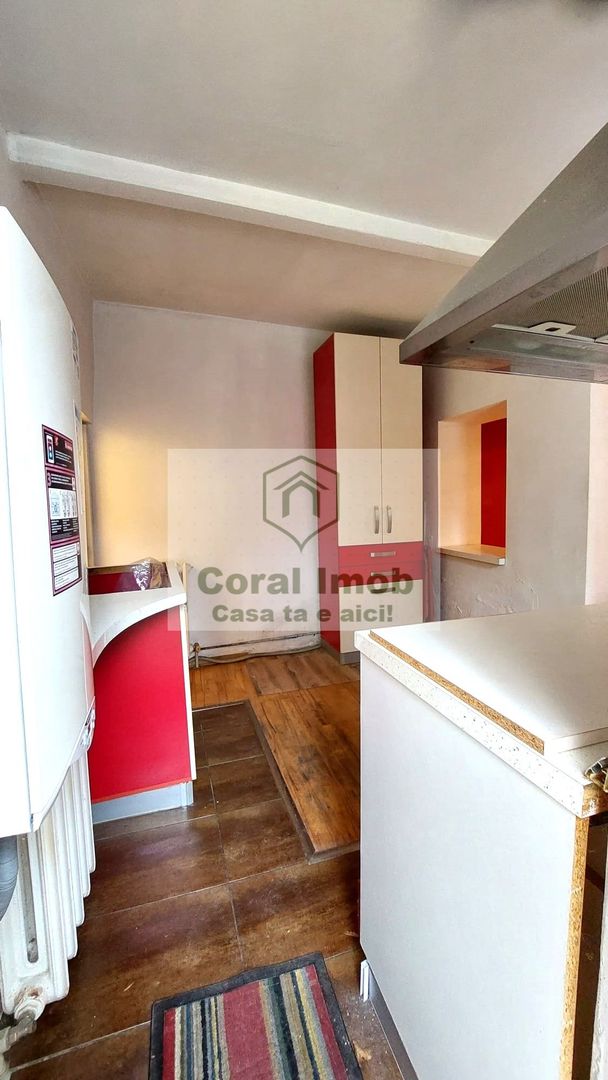 Casa de vanzare curte individuala, centrala, Lacul Tei! - Poză 5