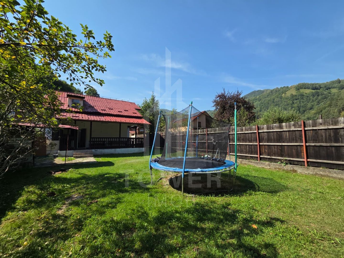 Casă de vacanță de vânzare – Râu Sadului, jud. Sibiu - Poză 3