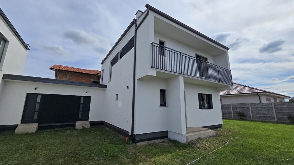 Duplex despartit de camera tehnica, Dumbravita, 3 Dormitoare, 3 Bai,Zona Retrasa - Poză 2