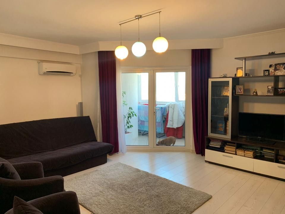 Vanzare Apartament Calea Bucuresti - Poză 2