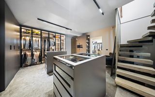 Vila de exceptie in Faget - 440 mp utili, piscina si panorama! - Poză 7