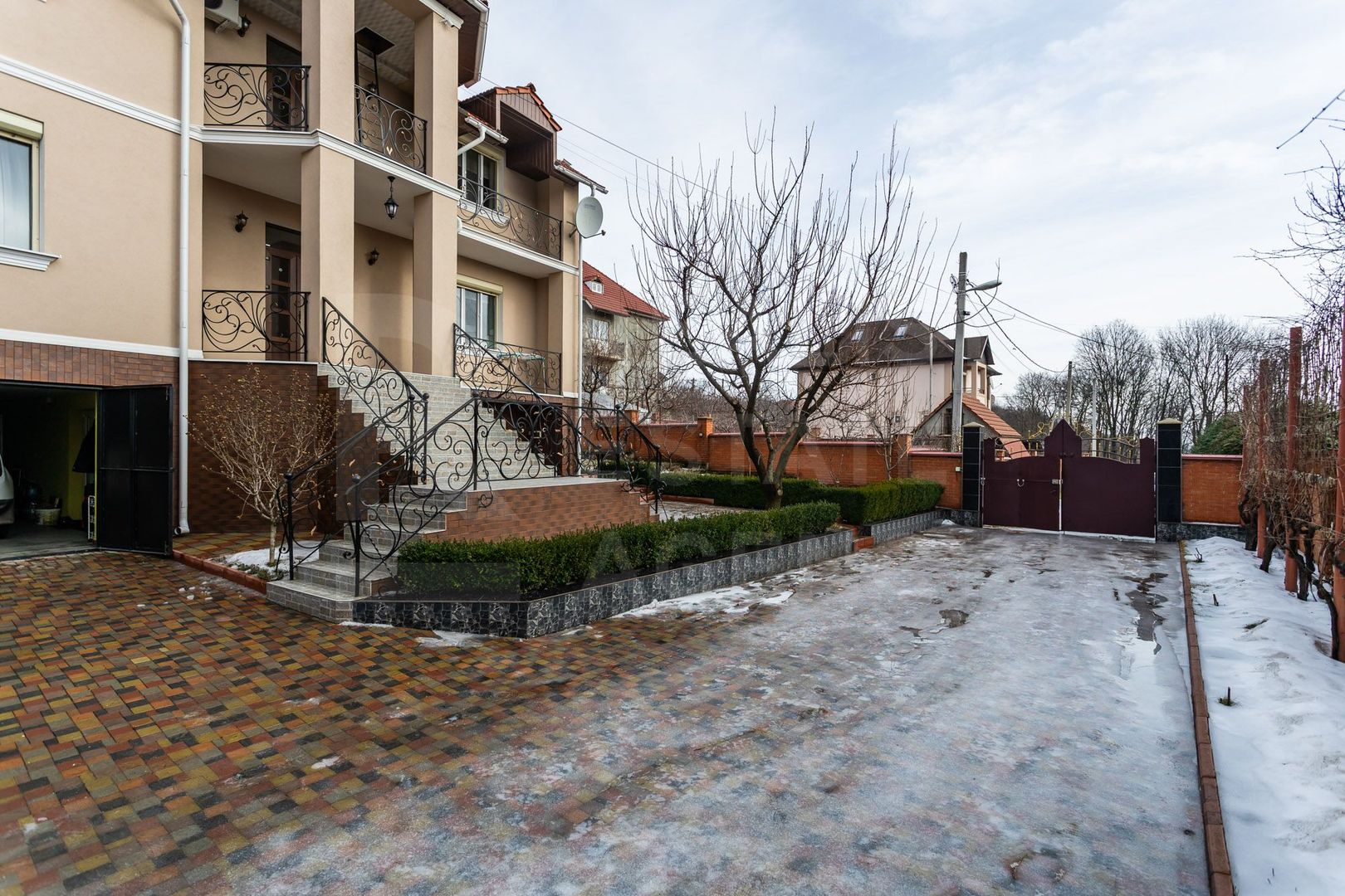 Vânzare, casă, 3 nivele, 200 mp + 10 ari, str. Gura Văii, Rîșcani - Poză 6