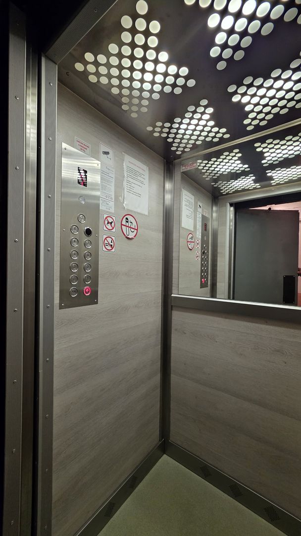 Apartament cu 3 camere, etaj 7, mobilat si utilat, VASLUI - zona GARA; - Poză 3