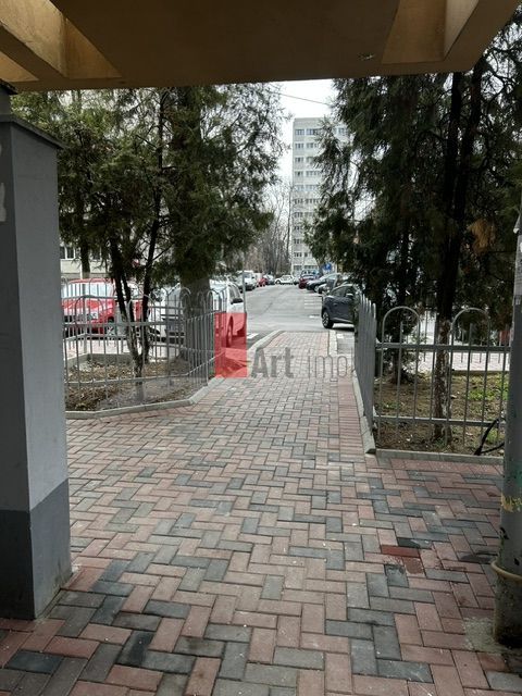 Apartament 3 camere Baba Novac de  renovat - Poză 10