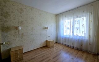 Apartament cu 3 camere de vânzare, parcare– Șesul de Sus, Florești - Poză 3