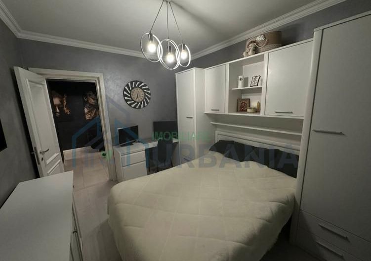 Apartament modern, 2 dormitoare + living, parcare și boxă, ESQ Village 2, Valea Lupului - Poză 12