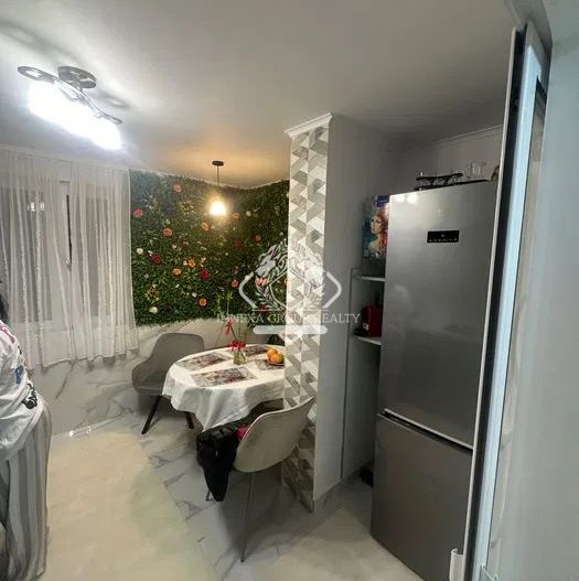 Apartament 3 camere semidecomandat de vanzare in zona Titan - Poză 6