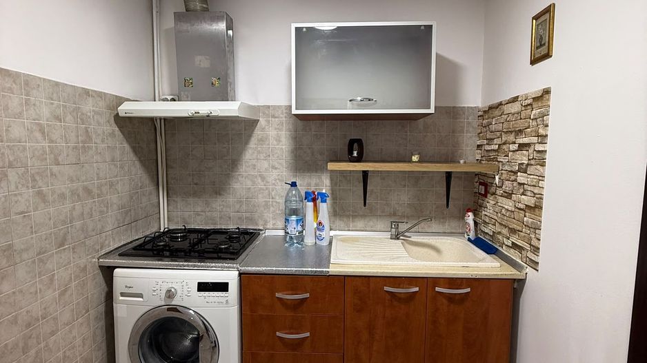 De vanzare garsoniera micro 40, et. 3/3, 27.000 euro - Poză 7