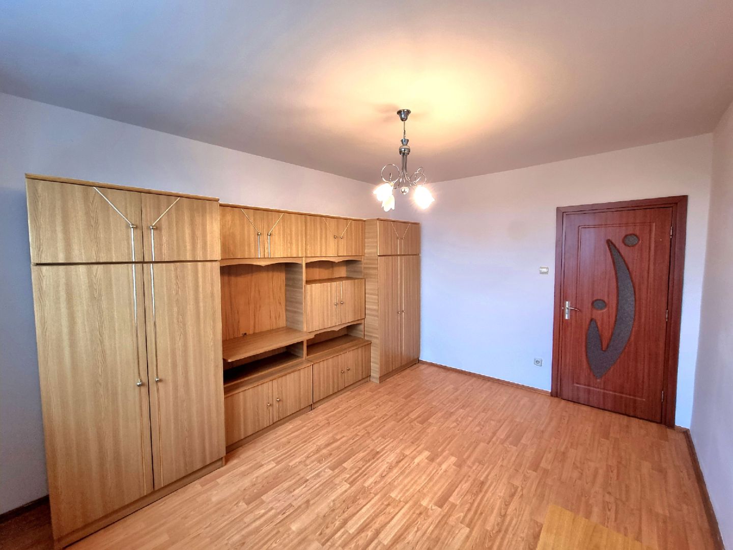 2 camere, 57 mp., Calea Martirilor, et.5/10, lift, termoizolație - Poză 9
