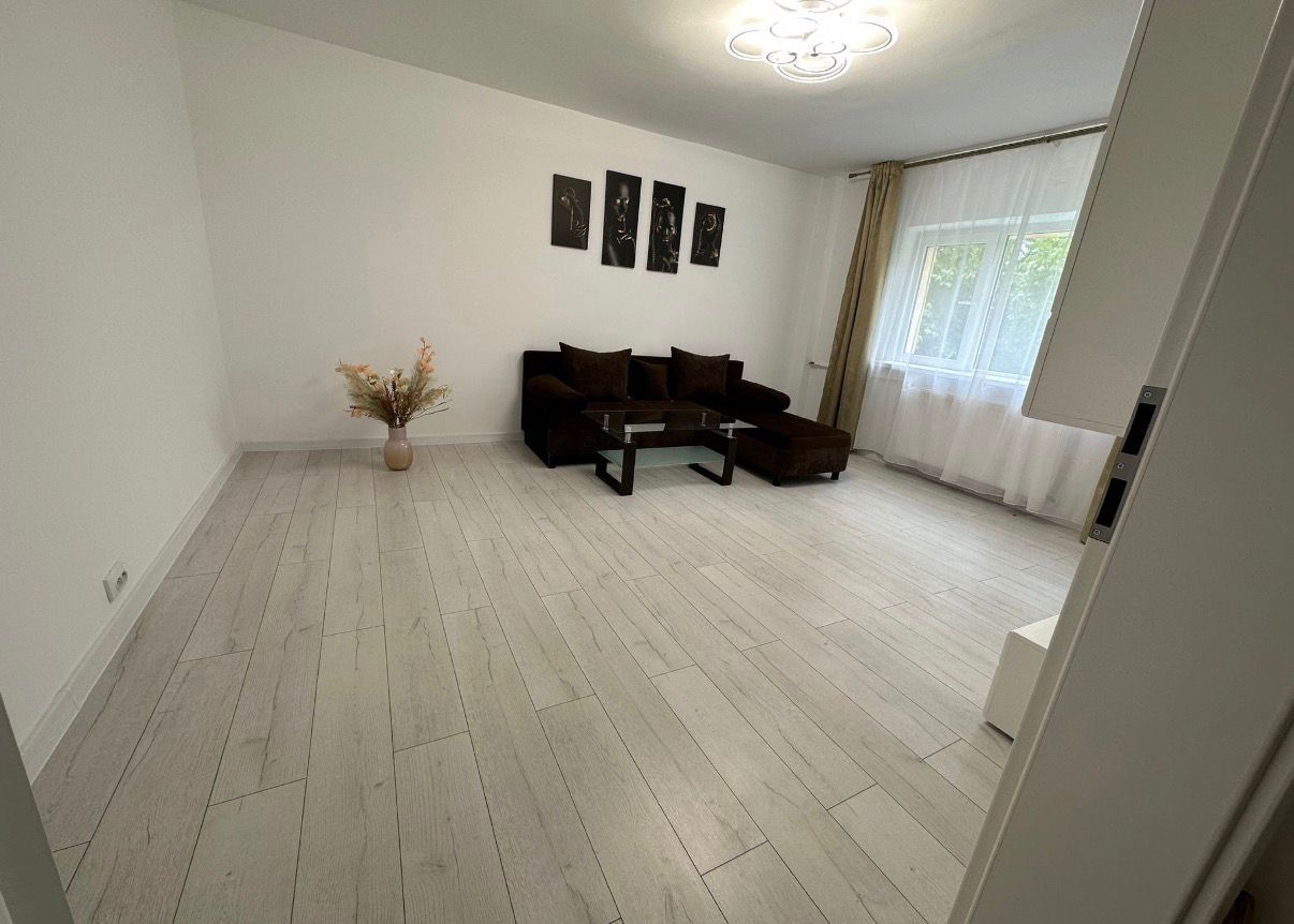 AP. 3 CAMERE VITAN, REABILITAT, MOBILAT MODERN, BUCATARIE INCHISA - Poză 3