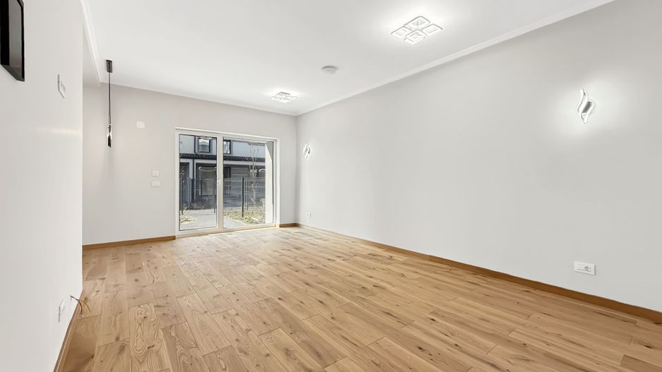 Dezvoltator - Case Premium într-un Cartier Privat. - Poză 9