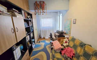 Apartament 3 camere, ultracentral, etaj intermediar - Poză 11
