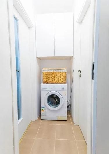 Apartament cu 3 camere- Craiovita Noua, zona Piata Orizont - Poză 3
