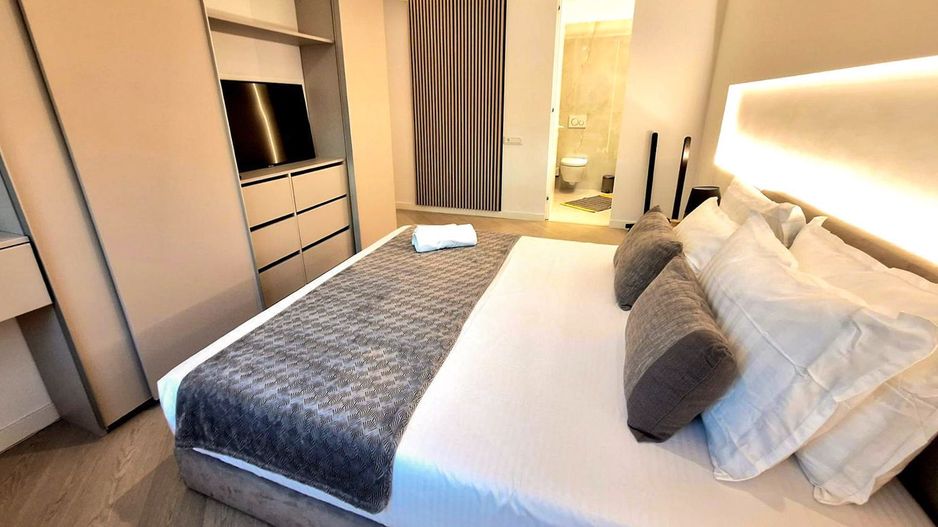 Închiriere apartament 3 camere | Parcare + Debara privată incluse - Poză 17