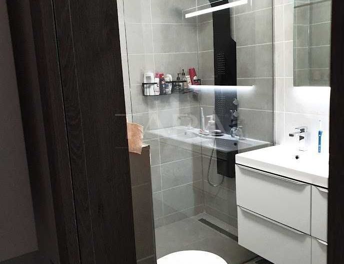 Apartament Modern cu 3 Camere și Priveliște Deosebită - Poză 6