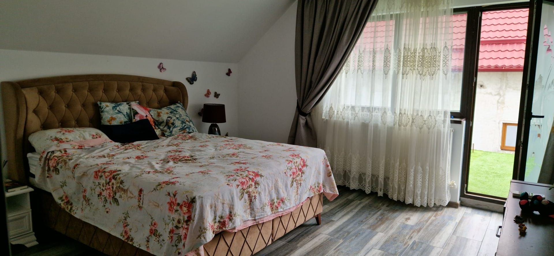 SE VINDE | Casa generoasă în Camirzani | Suceava - Poză 13