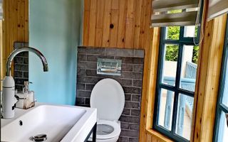 3 Cabane 15 camere 275 mp-teren 1020 mp-ciubar-foisor-Colibita - Poză 8