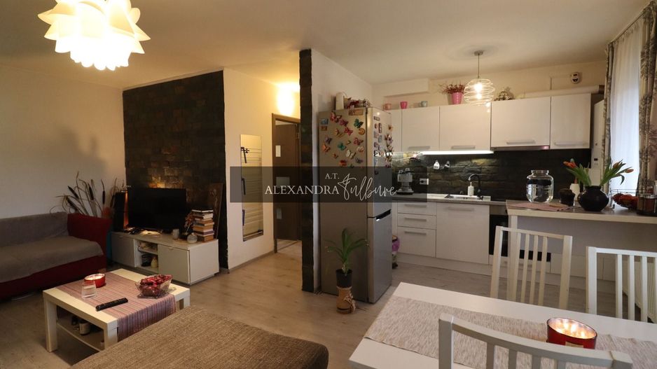 Apartament 3 camere I Zona Avram Iancu I Floresti - Poză 3