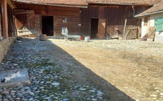 Casa traditionala | Teren 1100 mp | Acces auto | Fantanele - Poză 2