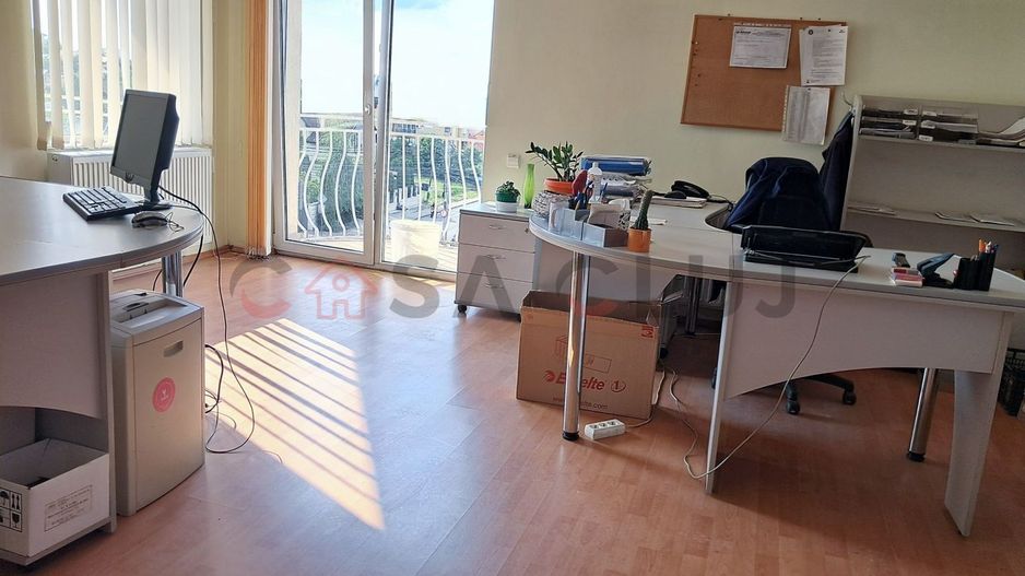 Apartament de 5 camere în Vilă - Zona Bună Ziua!! - Poză 2