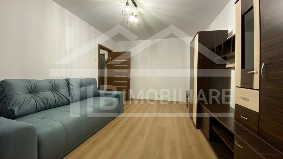 Apartament cu 2 camere, 50 mp, decomandat, Zona Fortuna - Poză 1