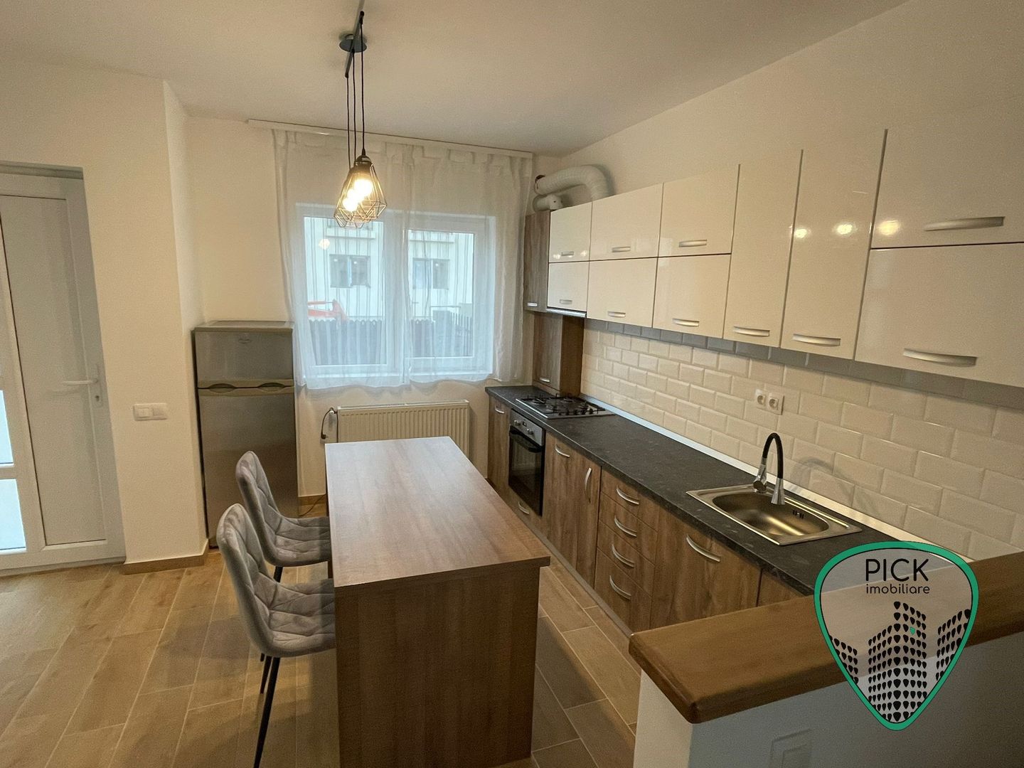 P 1136 - Casă duplex cu 4 camere în Sâncraiu de Mureș - Peștișorul de Aur - Poză 3