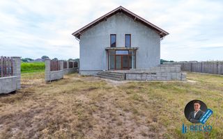 Casă/vilă de vânzare în Hemeiuș! - Poză 9